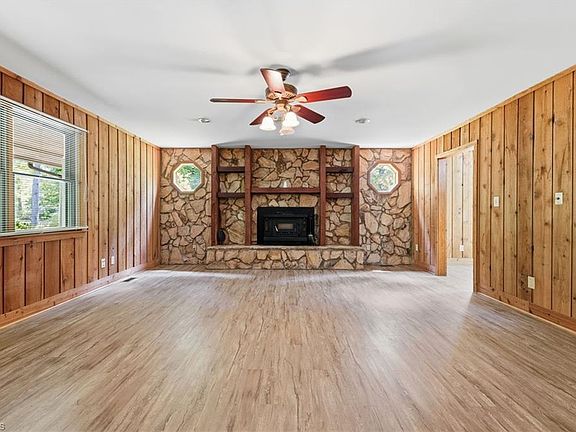 4th image of 5132 Watchtower Rd