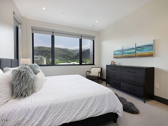 5th image of 42 Riverfront Ln #507