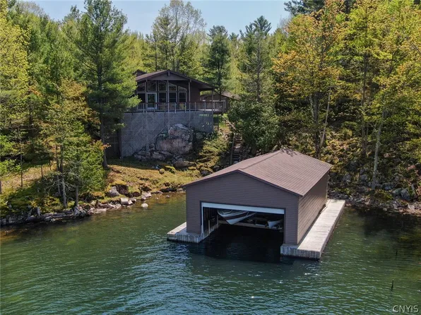 415 Indian Point Rd, Redwood, NY 13679