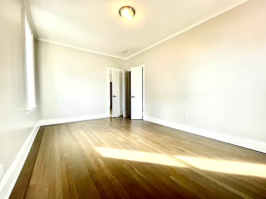 Rented by Pear NYC LLC | media 52