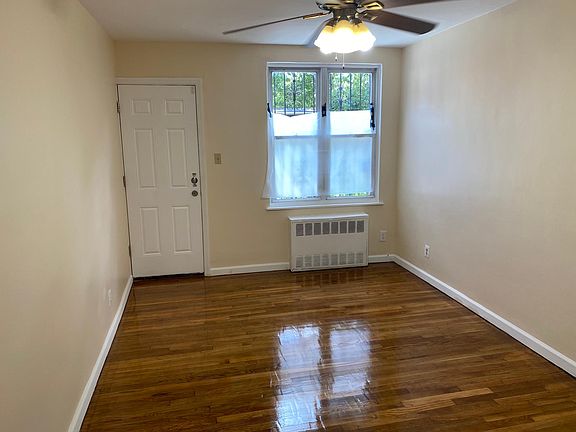 3rd image of 8518 Avenue M Floor 1
