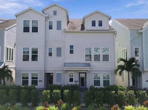 2316 Lindstrom St, Sarasota, FL 34237