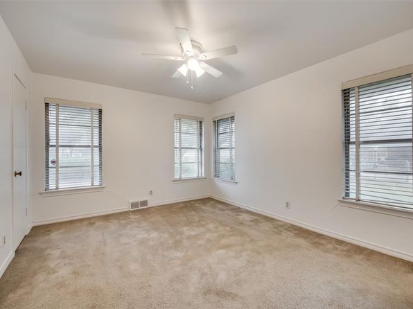1002 Majors Dr #1002