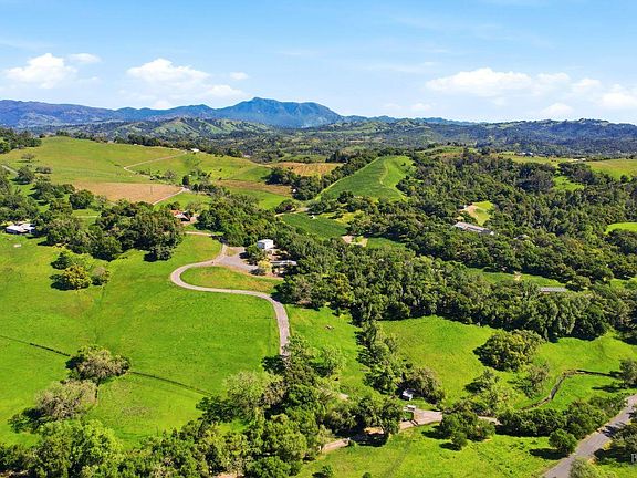 2nd image of 11850 Brooks Road