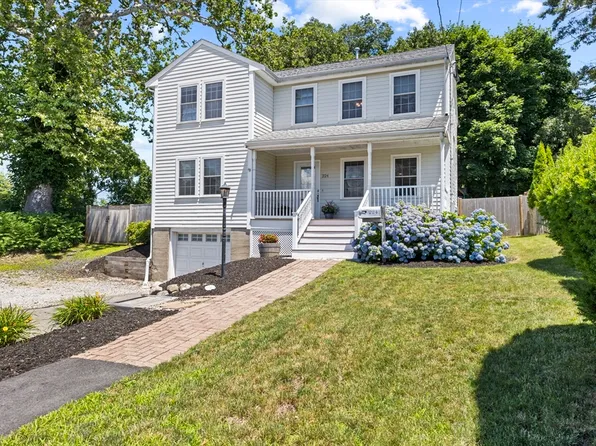 224 Green St, Weymouth, MA 02191