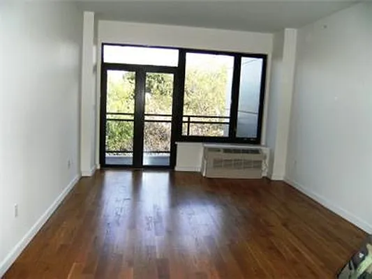 Rented by Mark David | media 26