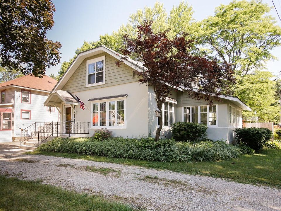 402 michigan ave-101