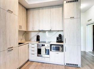60 Honeycrisp Cres #105, Vaughan, ON L4K 0N5