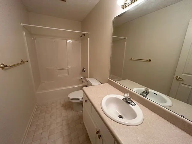 110 Perkins Pl — Photo 15