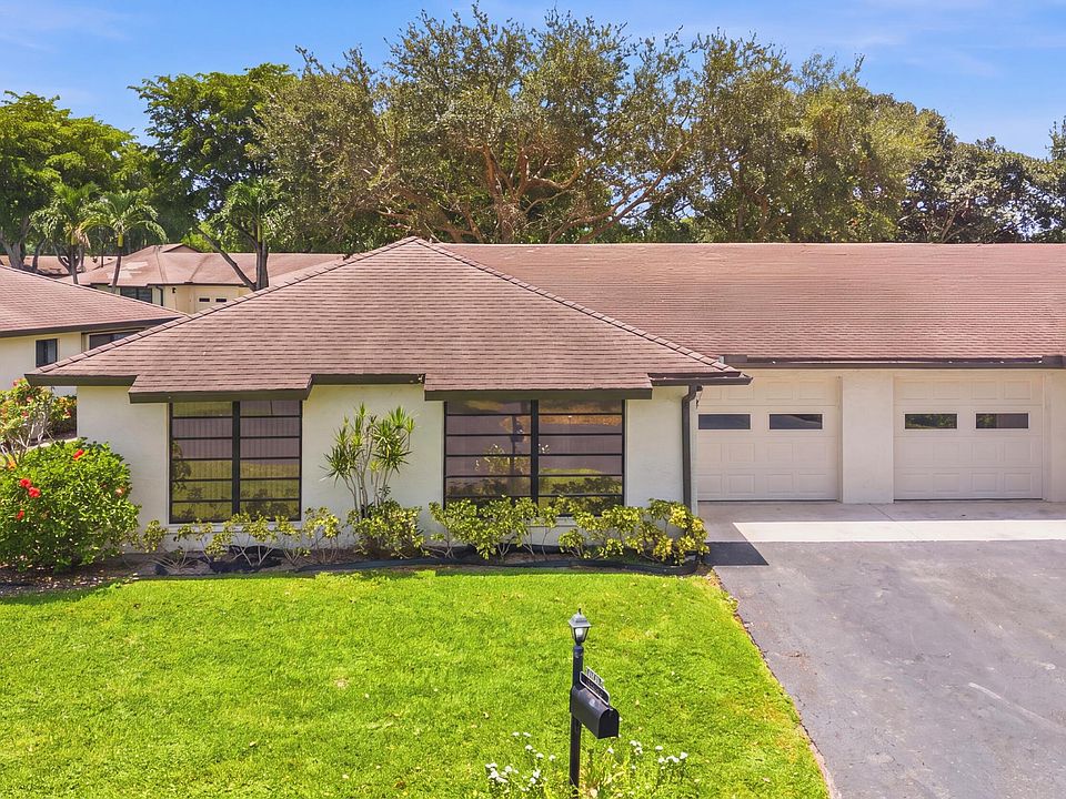 1st image of 4675 ROBINWOOD Circle #A