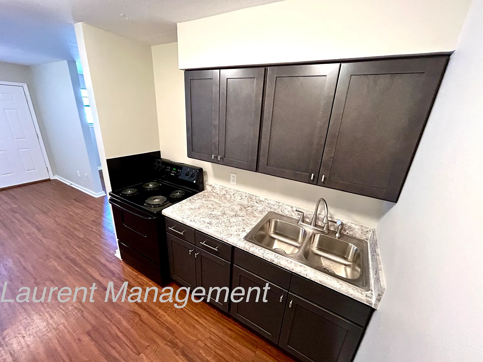 1620 Carrollton Ave — Photo 4