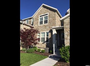 748 E Snap Dragon Ln, Fruit Heights, UT 84037