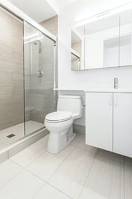 Rented by Olnick Organization | media 5