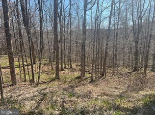 Maple Ln, Newfoundland, PA 18445