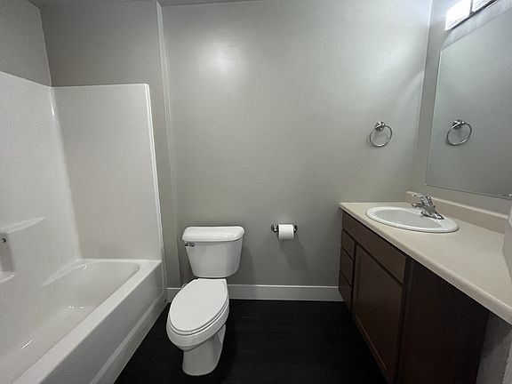 5th image of 740 W Sussex Ave