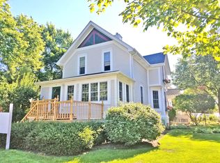 71 S Whitney St APT 3, Grayslake, IL 60030