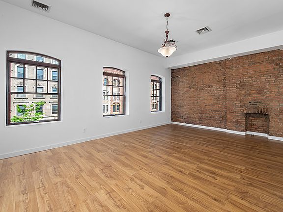 3rd image of 1937 Madison Ave APT 2