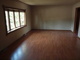 5th image of 1902 20th Ave S