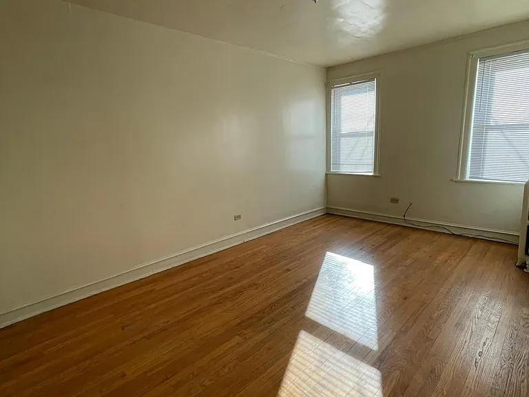 8216 S Langley Ave #2 — Photo 5