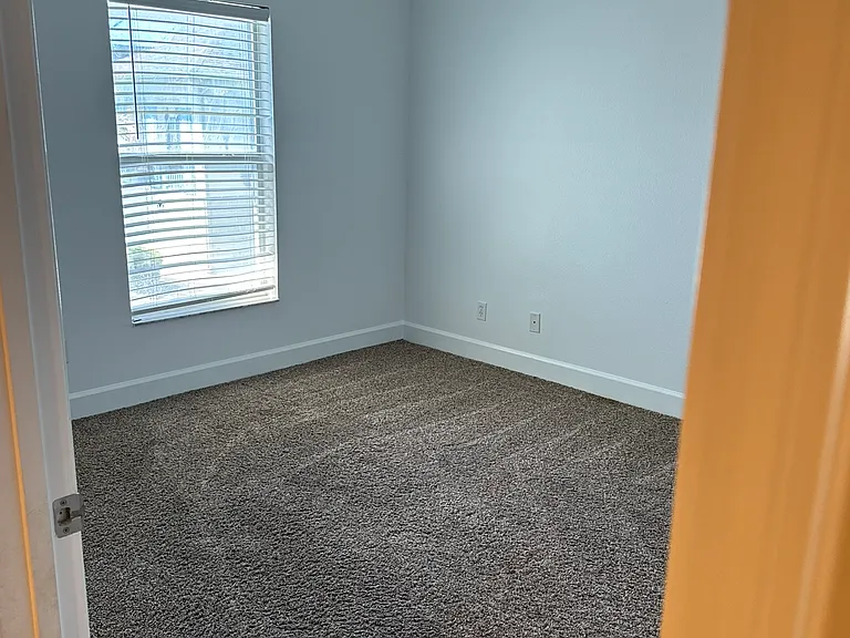 180 Portside Ave #201 — Photo 15