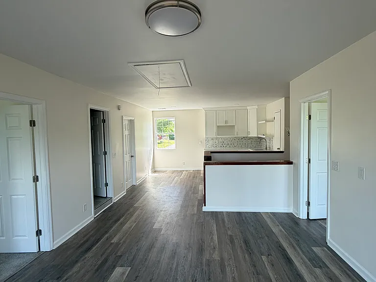 108 Crestview Dr — Photo 17