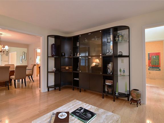 3rd image of 200 N Fork Dr