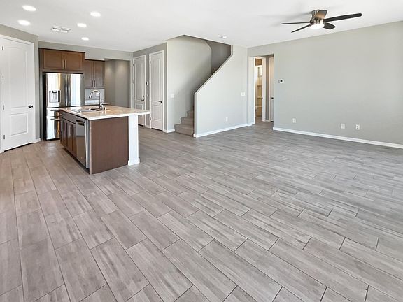 4th image of 2667 W Wrangler Way