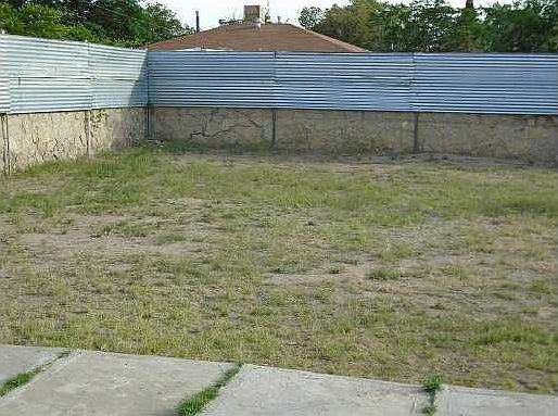 5th image of 7550 Taxco Dr