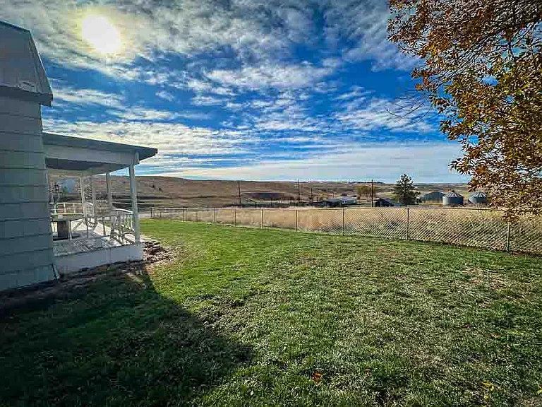 1606 Indian Creek Frontage Rd — Photo 12