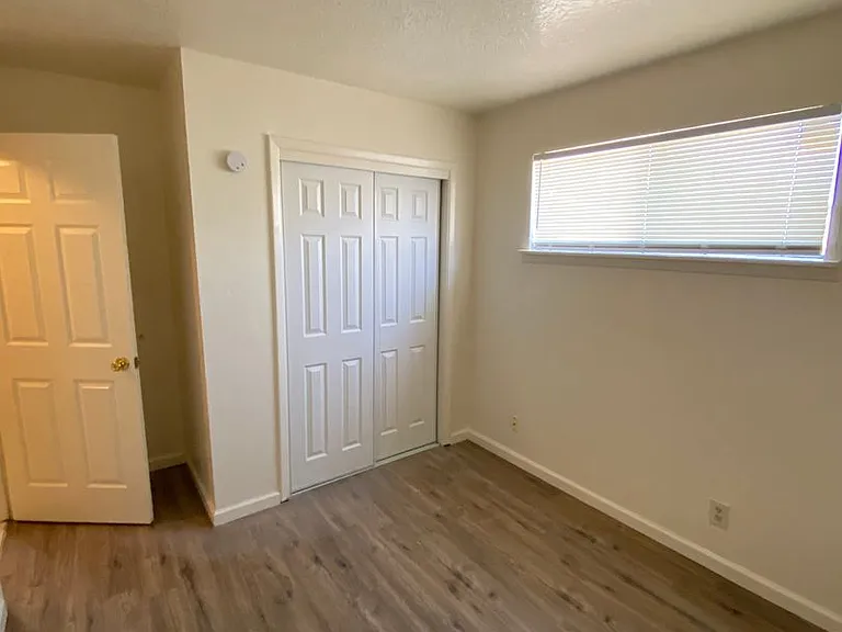 449 Charleston St SE — Photo 7