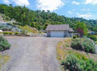 27420 Buckpasser Dr, Tehachapi, CA 93561