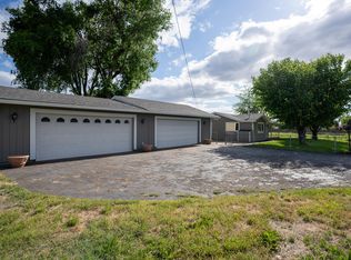 2364 Fowler Ln, Medford, OR 97502