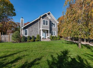 87 Bay View Dr W, Sag Harbor, NY 11963
