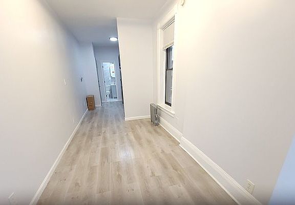 4th image of 49 Catherine St #4A