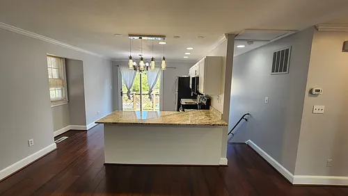 10725 River Rd Photo 1