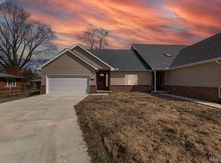 24796 Ashley Ct N, Redford, MI