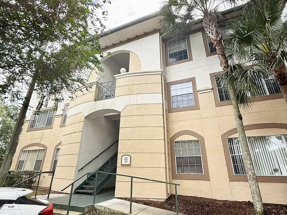 17106 Carrington Park Dr #602