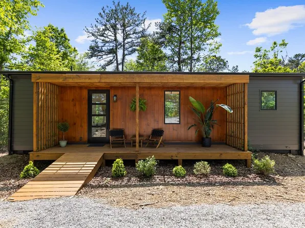 433 Brannon Rdg, Young Harris, GA 30582