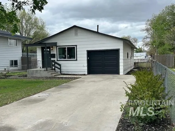 111 S Diamond St, Nampa, ID 83686