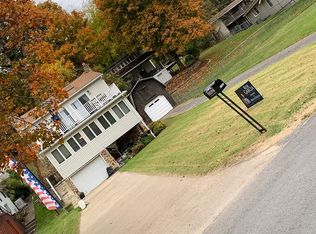 1190 Maple Lake Rd, Bridgeport, WV 26330