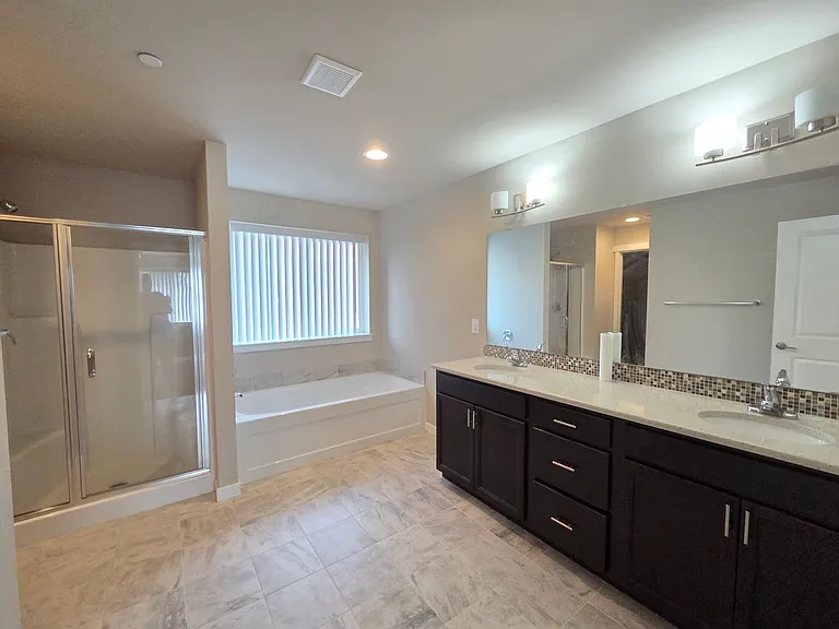 2524 Jacaranda Ave — Photo 32