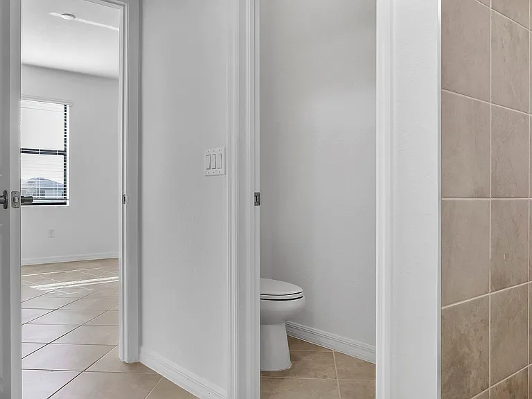 14882 Portico Blvd — Photo 34