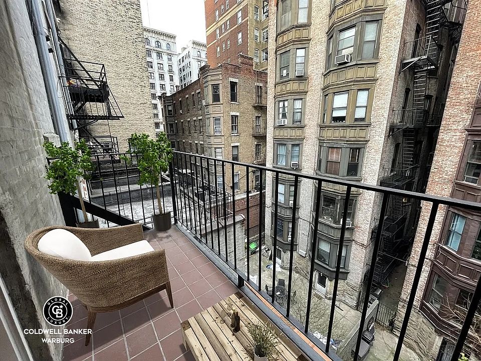 1st image of 257 W 91st St APT 4W