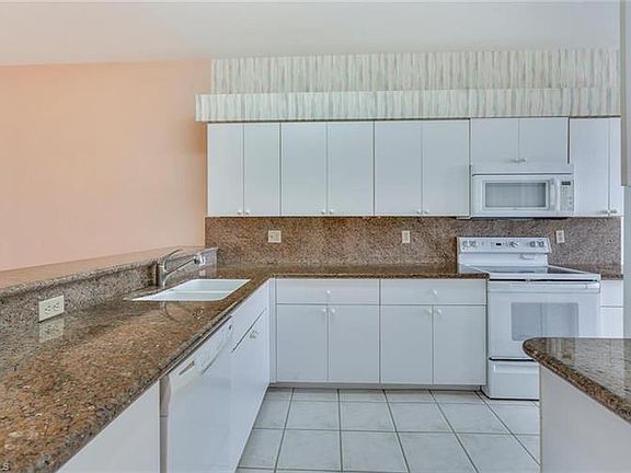2nd image of 8106 Queen Palm Ln APT 138
