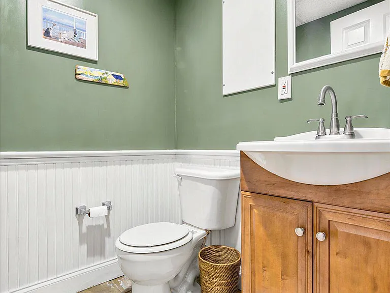 158 Mansion House Dr — Photo 21