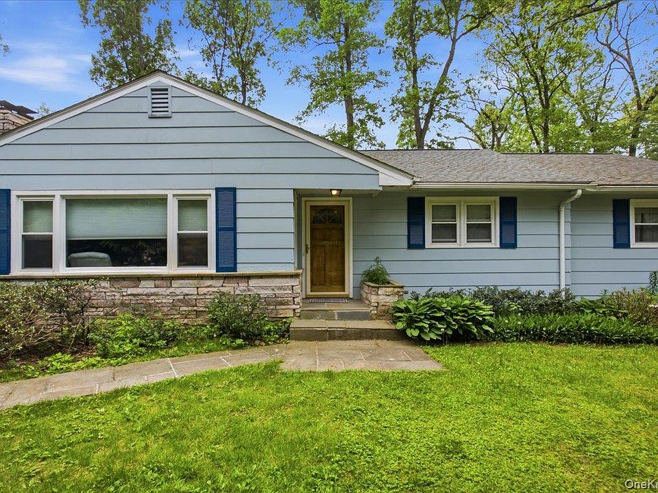 1st image of 41 Greentree Drive S