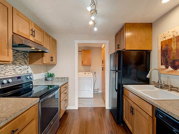 5th image of 4904 81st Pl SW Unit 304