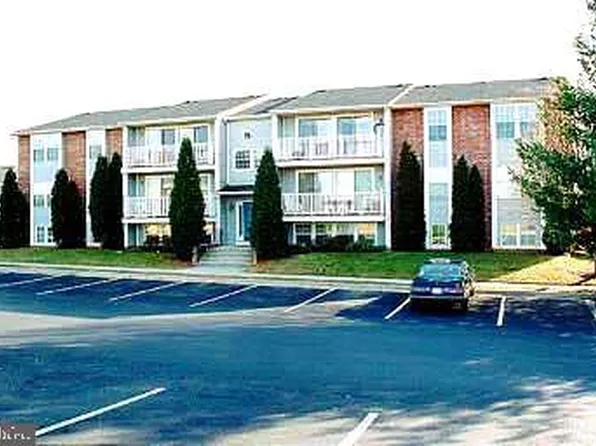 301 Palmspring Dr APT 2-4, Gaithersburg, MD 20878