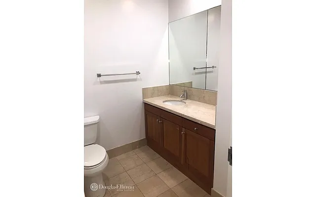 Rented by Douglas Elliman | media 35