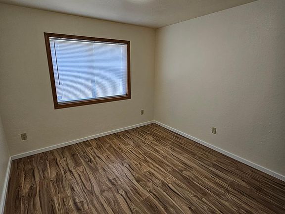 3rd image of 32 W Prasch Ave #B
